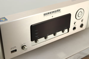 Close up view of a used Marantz NA7004 Network Streamer in Silver finish