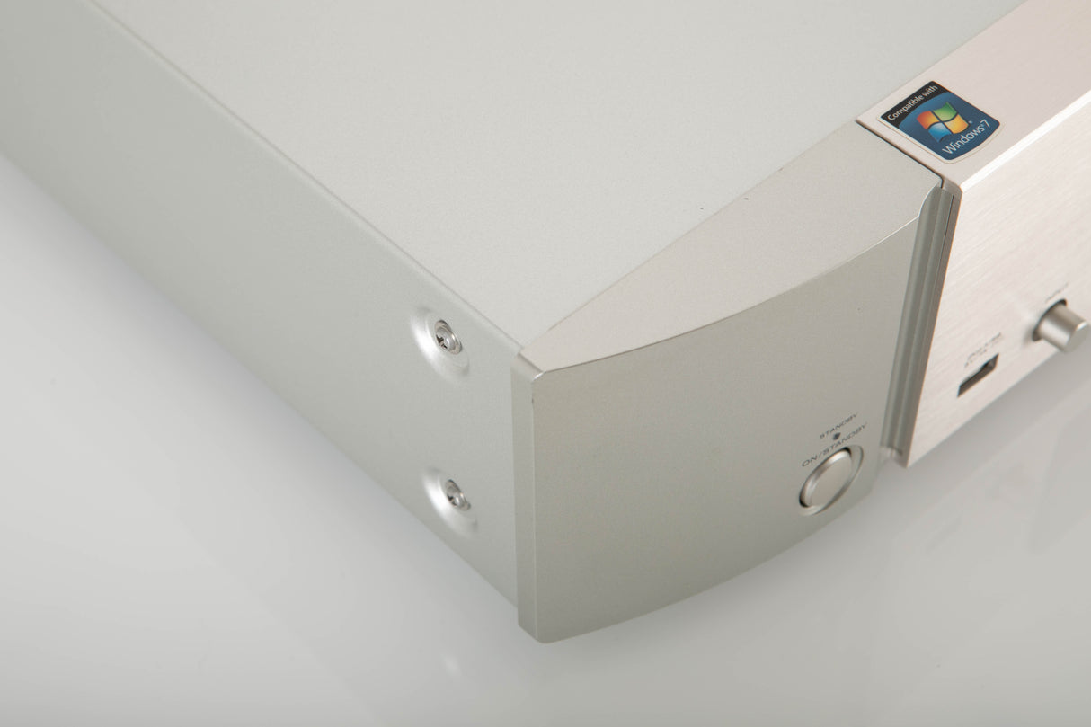 Front left corner of a used Marantz NA7004 Network Streamer in a Silver finish
