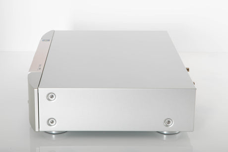 Right side view of a used Marantz NA7004 Network Streamer in a Silver finish