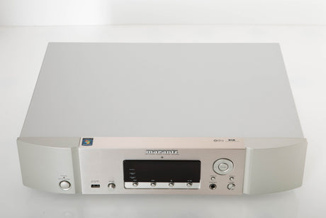 Top of a used Marantz NA7004 Network Streamer in a Silver finish
