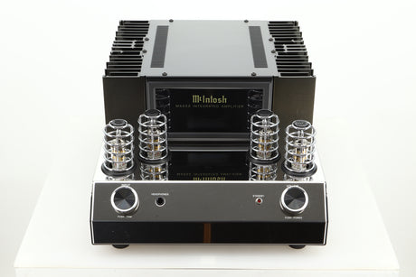 Front view of a used McIntosh MA252 Integrated Amplifier 