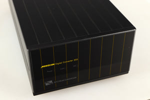 Close up of a used Meridian 203 Digital Analogue Converter in a black finish showing screen