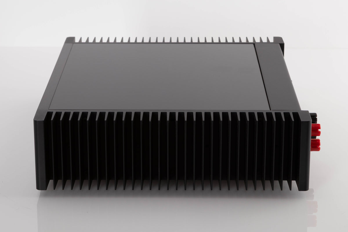 Side view of a used Meridian 505 Single Monoblock Power Amplifier