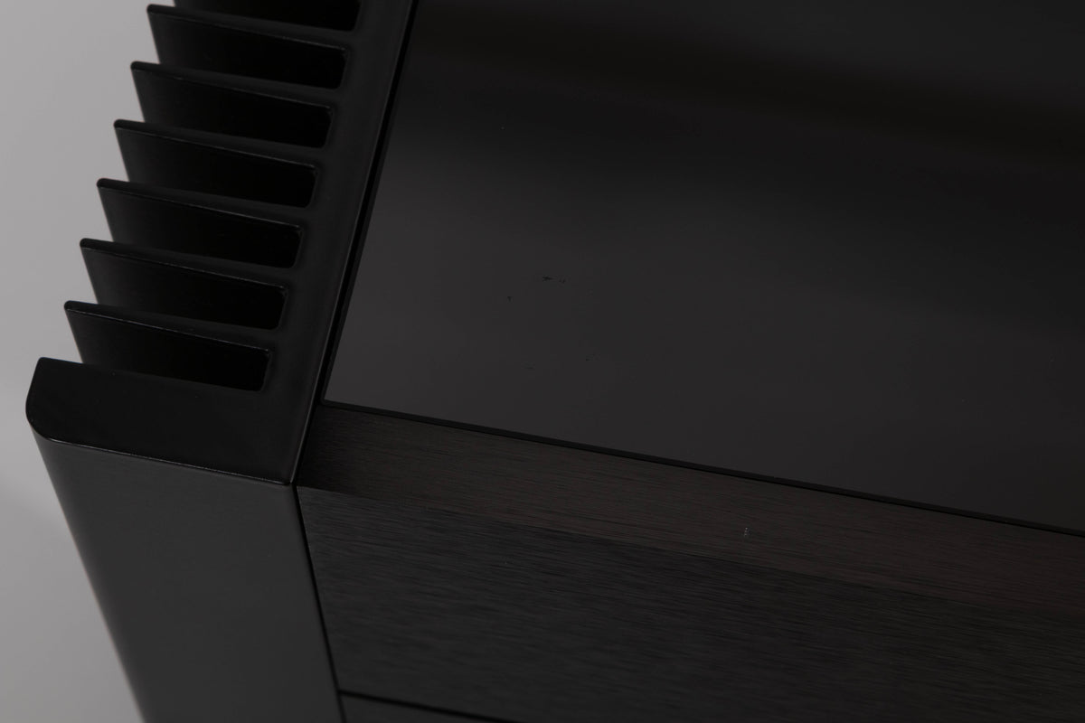 Close up view of a used Meridian 557 Stereo Power Amplifier
