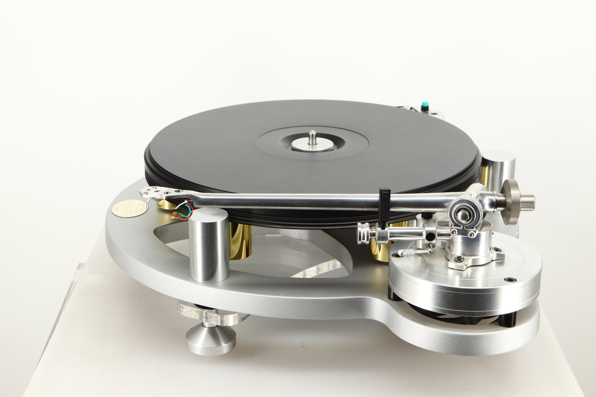 Side view of a used Michell Gyro SE Turntable in Silver finish with RB2000 Tonearm