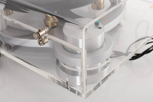 Rear left corner of a used Michell Gyrodec Turntable / SME IV Tonearm / Transfiguration Phoenix Cartridge