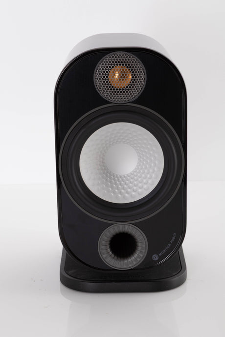 Front view of a used Monitor Audio APEX 10 Standmount Speaker in Black