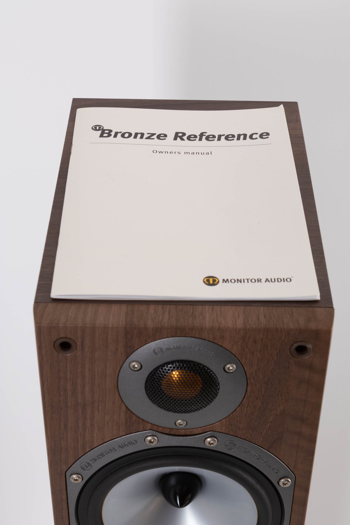 Monitor Audio Bronze BR5 Floorstanding Speaker in Walnut with manual