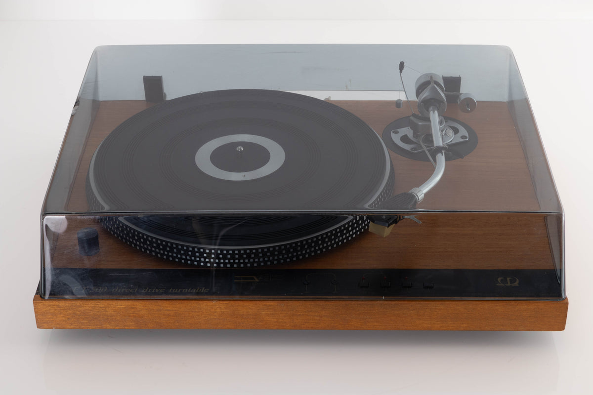 Top view of a used Monitor Audio ET 500 Direct Drive Turntable with SME 3009 S2 Tonearm