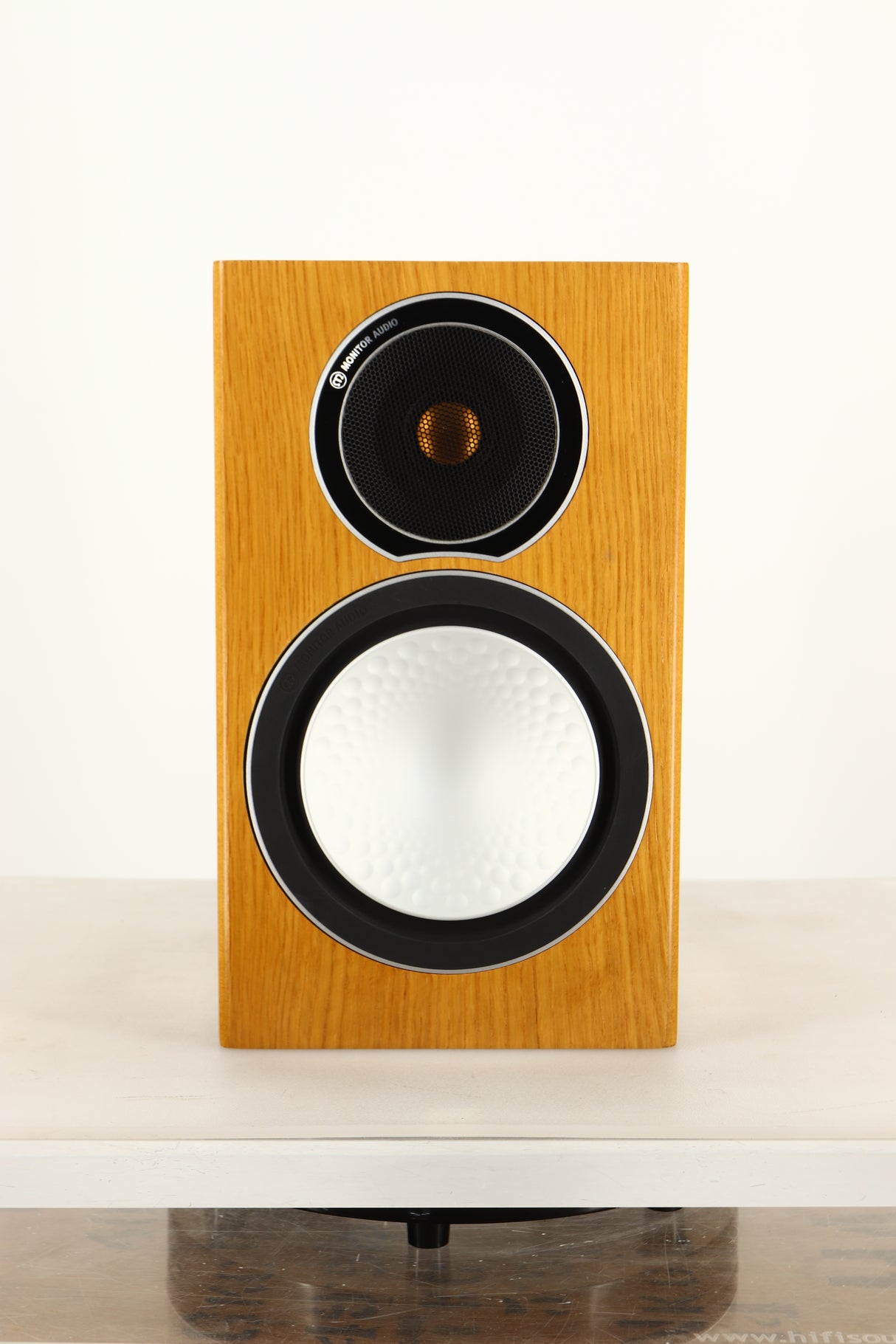 Front view of a used Monitor Audio Silver 1 Standmount Speaker in Natural Oak finish