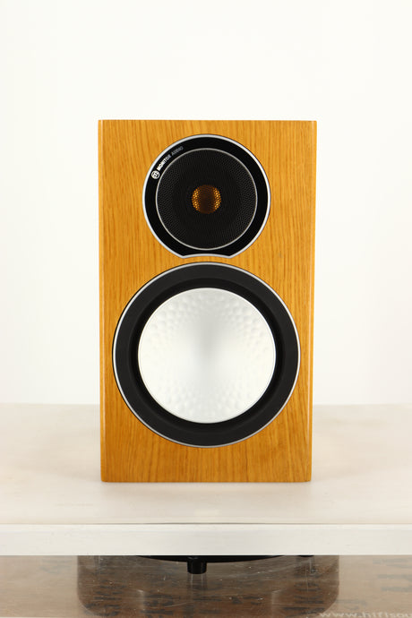 Front view of a used Monitor Audio Silver 1 Standmount Speaker in Natural Oak finish