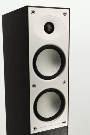 Close up view of a used Mordaunt Short Avant 908 Floorstanding Speaker in Black