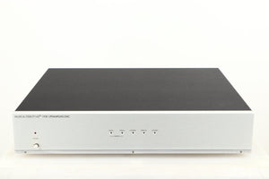 Front view of a used Musical Fidelity A3 24 192 Upsampling DAC 