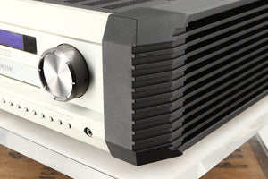Front right corner view of a used Musical Fidelity KW250S Integrated System