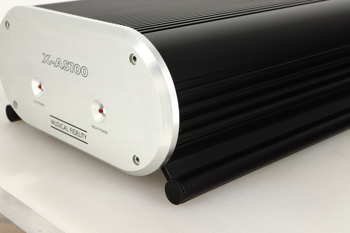 Front right corner view of a used Musical Fidelity X-AS100 Power Amplifier
