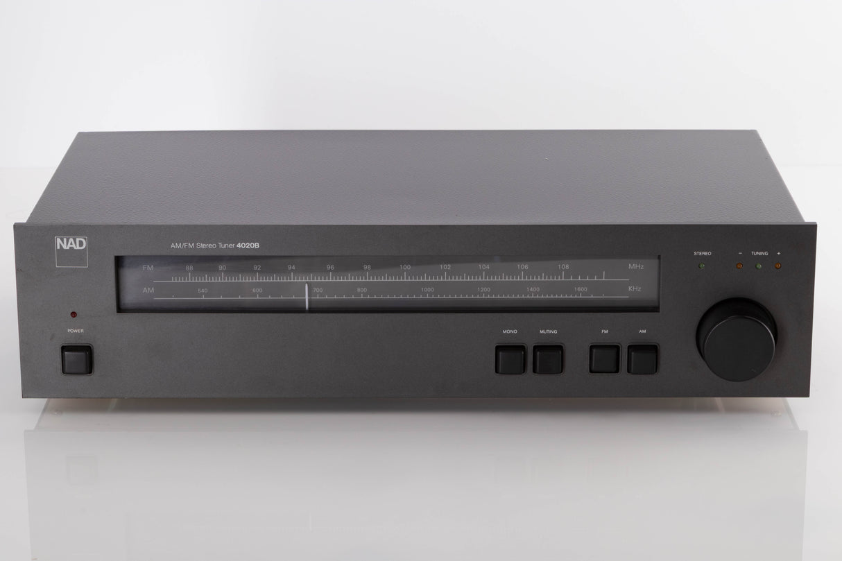 Front view of a used NAD 4020 Tuner