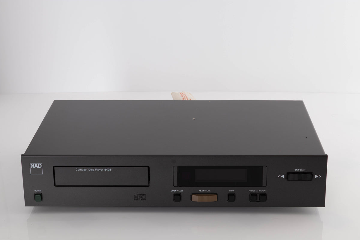 Front view of a used NAD 5425 CD Player 