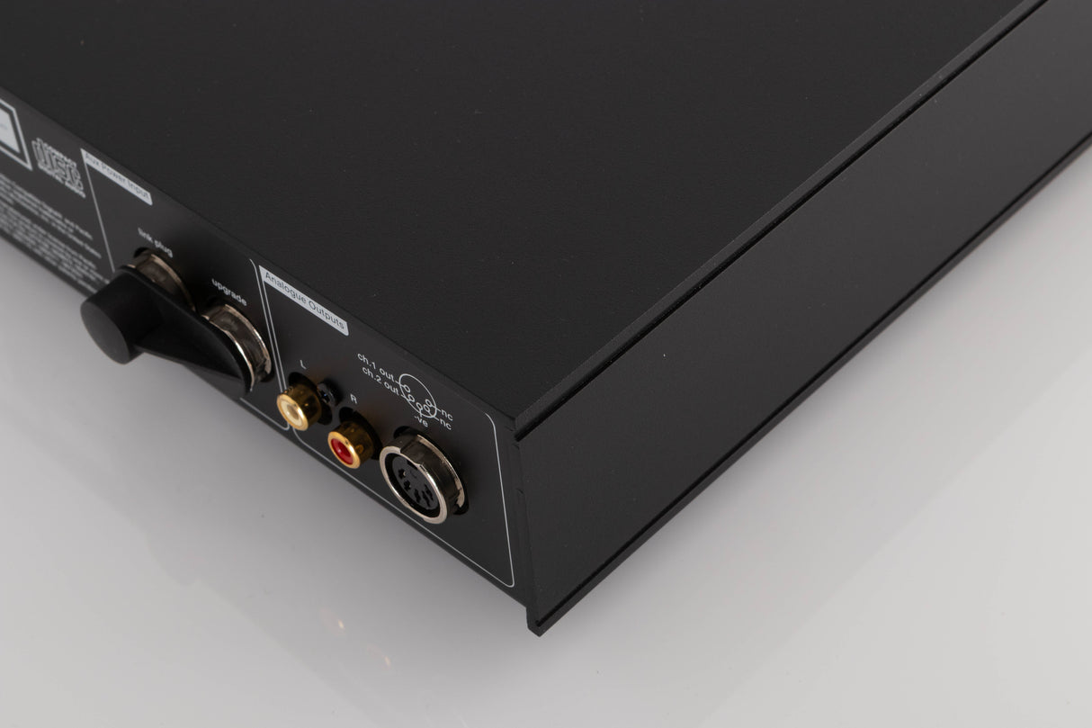 Rear left corner of a used Naim CD5 XS CD Player in a Black finish