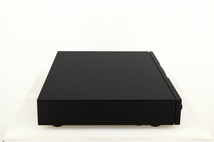 Left side view of a used Naim CD5i CD Player in a black finish