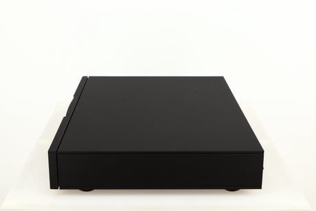 Right side view of a used Naim CD5i CD Player in a black finish