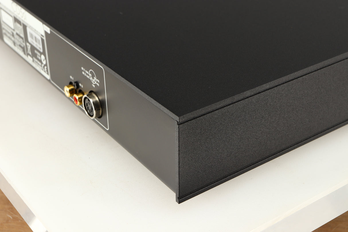 Rear left corner of a used Naim CD5si CD Player in a black finish