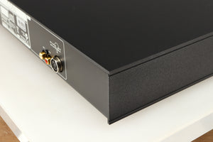 Rear left corner of a used Naim CD5si CD Player in a black finish