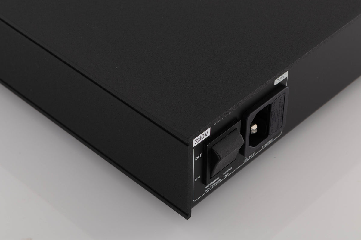 Rear right corner of a used Naim CD5si CD Player in a Black finish