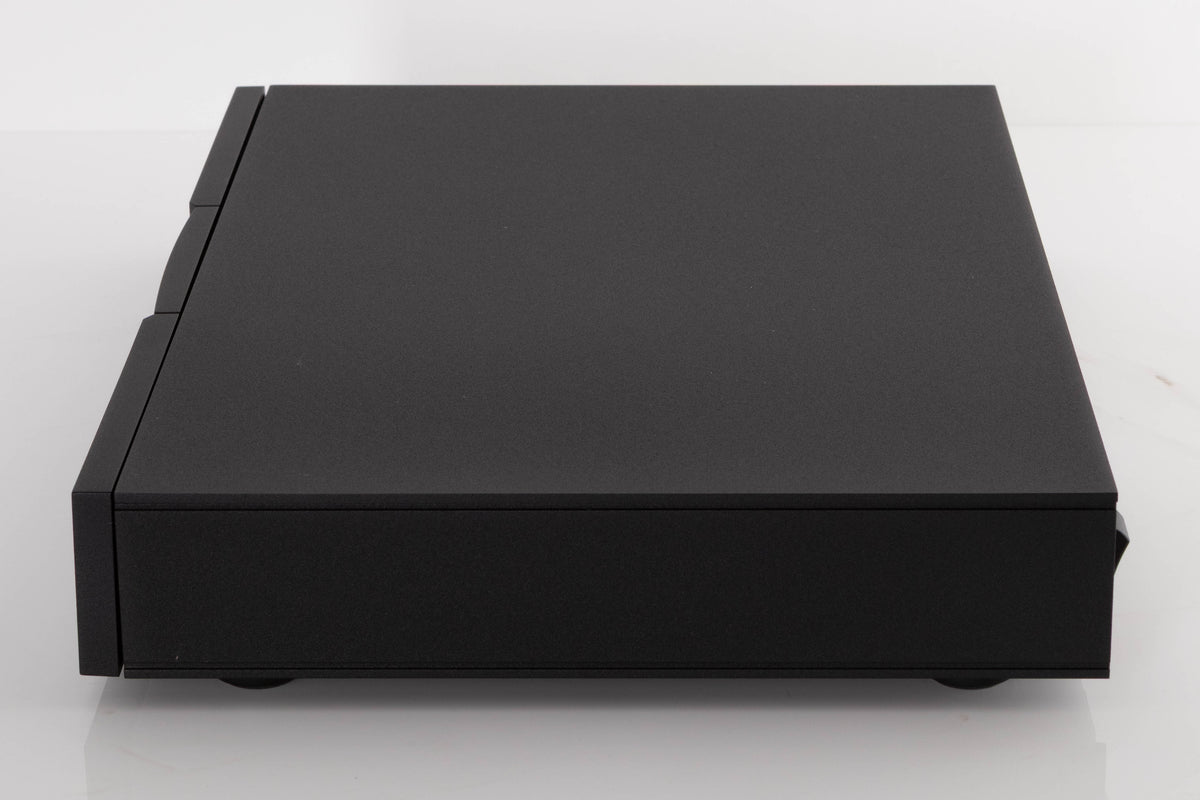 Right side view of a used Naim CD5si CD Player in a Black finish