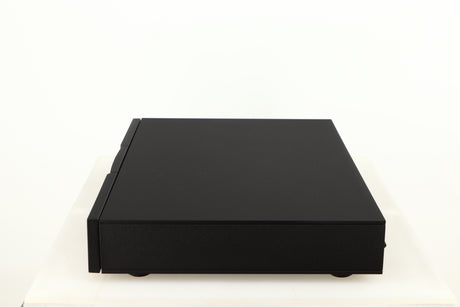 Right side view of a used Naim CD5si CD Player in a black finish