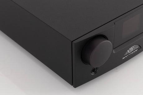 Front left corner of a used Naim DAC V-1 Digital Analogue Converter in a Black finish