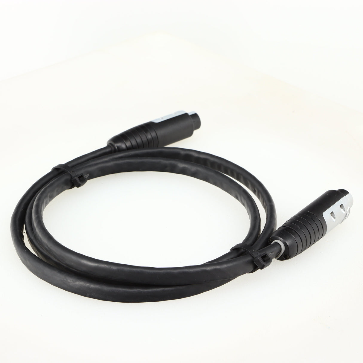 Rear left angle of a used Naim Hi-Line DIN-DIN 1.2m Interconnect Cable
