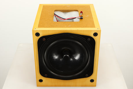 Bottom view of a used Naim Intro Head Unit with Driver in Maple finish