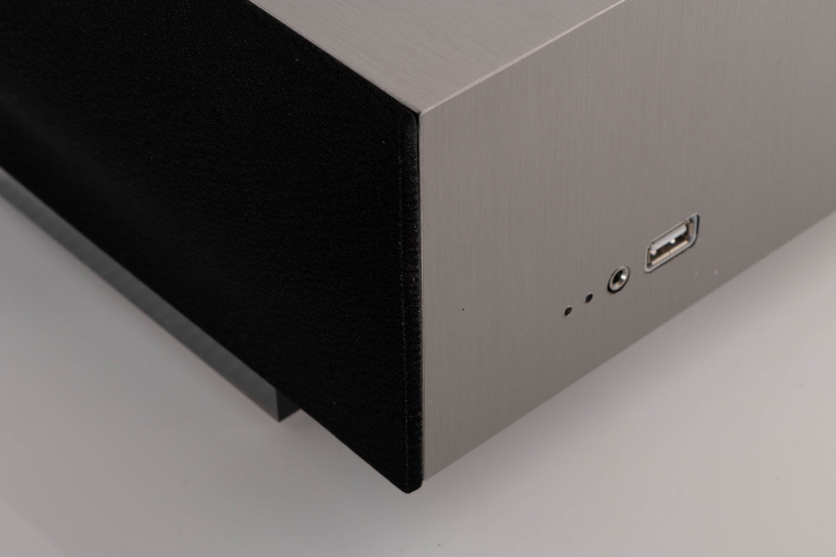 Front right corner view of a used Naim MuSo GEN1 Wireless System