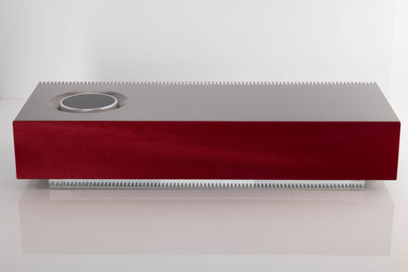 Front view of a used Naim MuSo GEN1 Wireless System with red grille