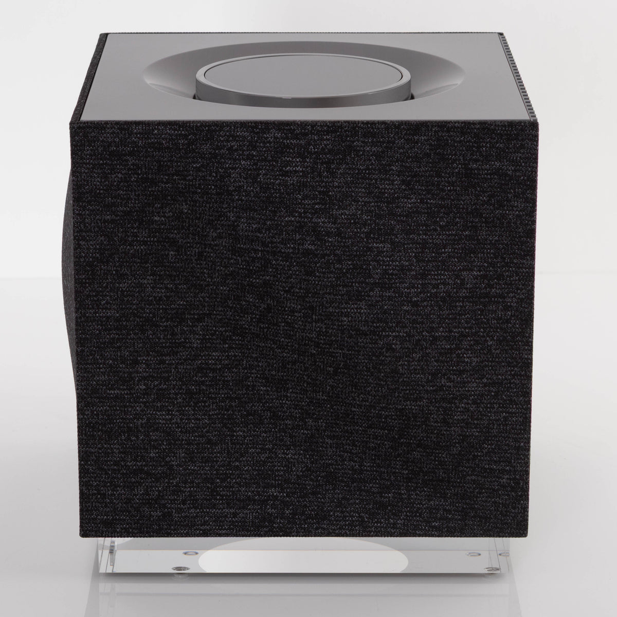 Right side view of a used Naim Muso QB GEN2 Compact Wireless Speaker 