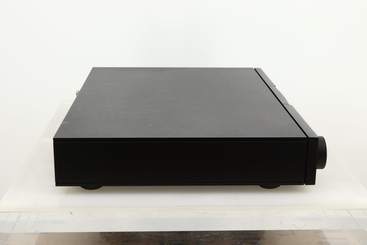 Side view of a used Naim NAC122X Pre Amplifier