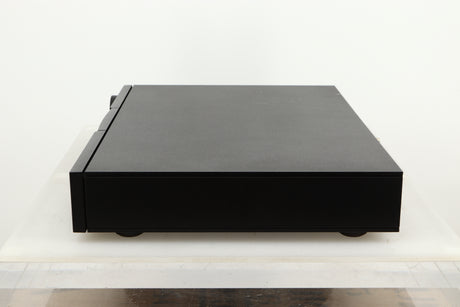 Side view of a used Naim NAC122X Pre Amplifier