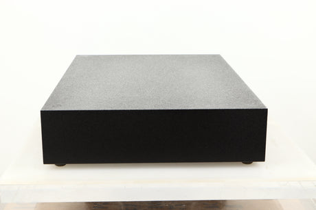 Side view of a used Naim NAC82 Pre Amplifier and NAPSC Power Supply 