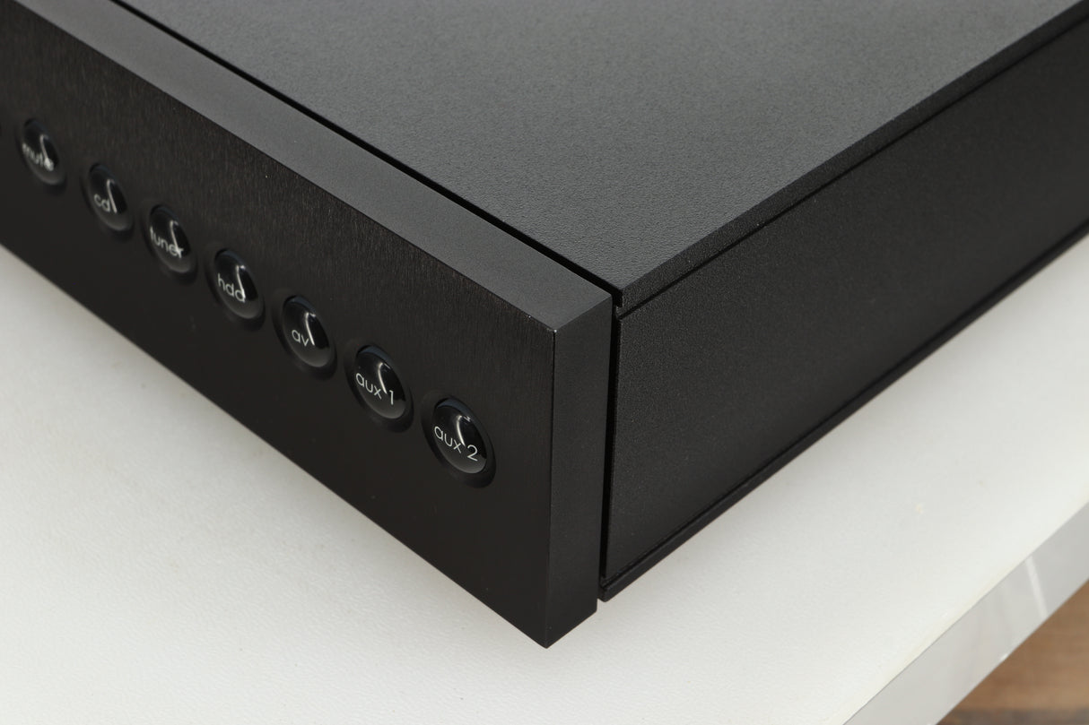 Front right corner view of a used Naim Nait XS-2 Integrated Amplifier 
