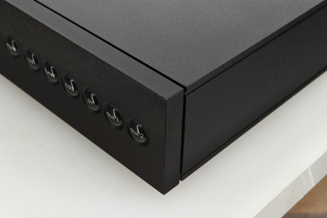 Front right corner view of a used Naim Nait XS-2 Integrated Amplifier 