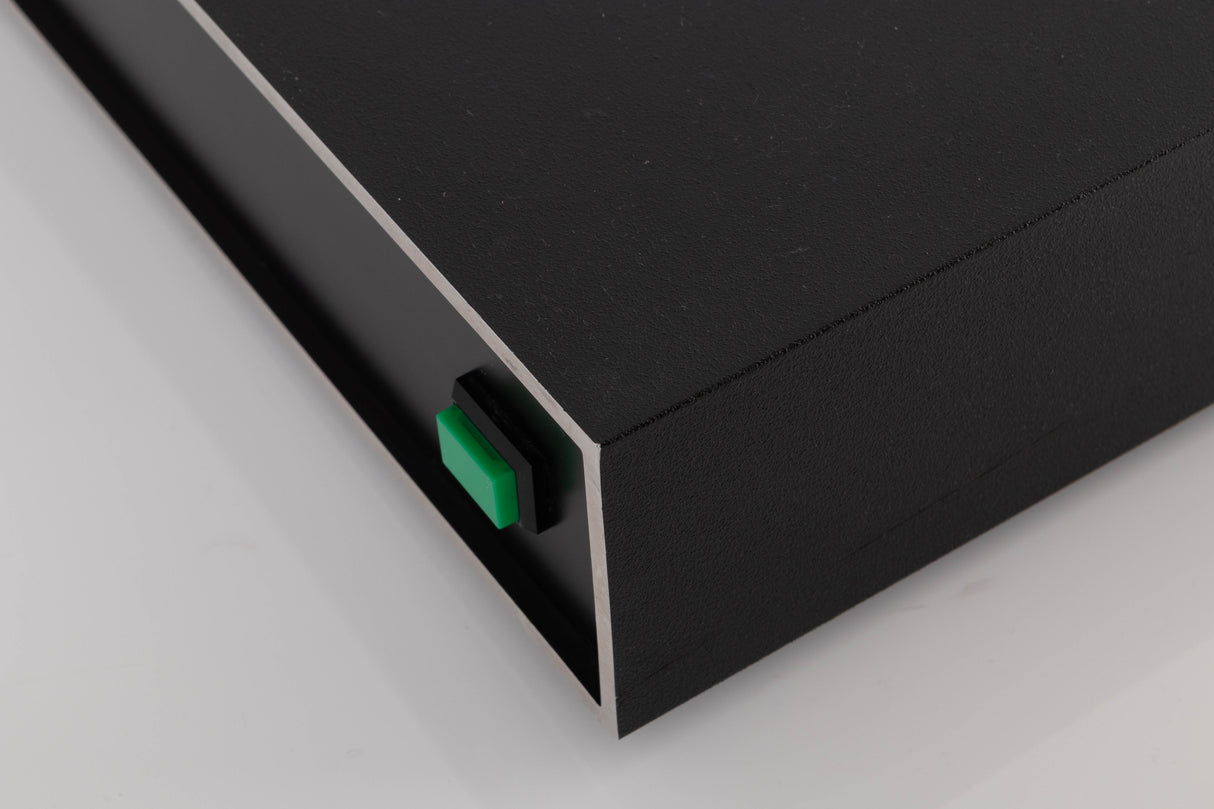 Front right corner of a used Naim NAP160 Power Amplifier in a Black finish