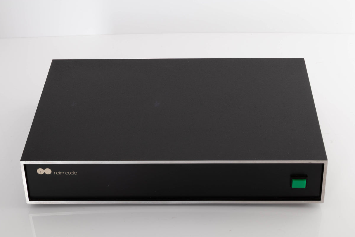 Top of a used Naim NAP160 Power Amplifier in a Black finish