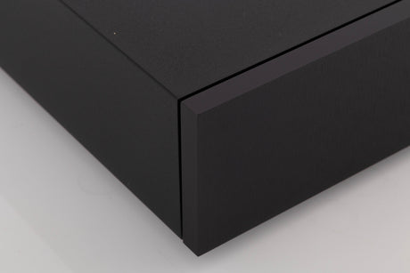 Front left corner of a used Naim NAP250 DR Power Amplifier in a Black finish