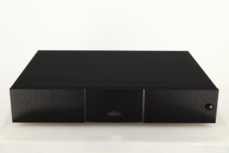 Front view of a used Naim NAP250 DR Power Amplifier in a black finish