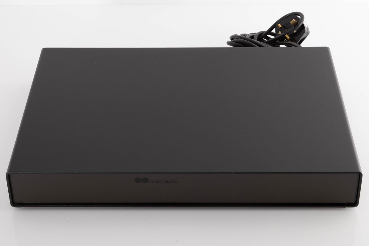 Top of a used Naim NAP90 Power Amplifier in a Black finish