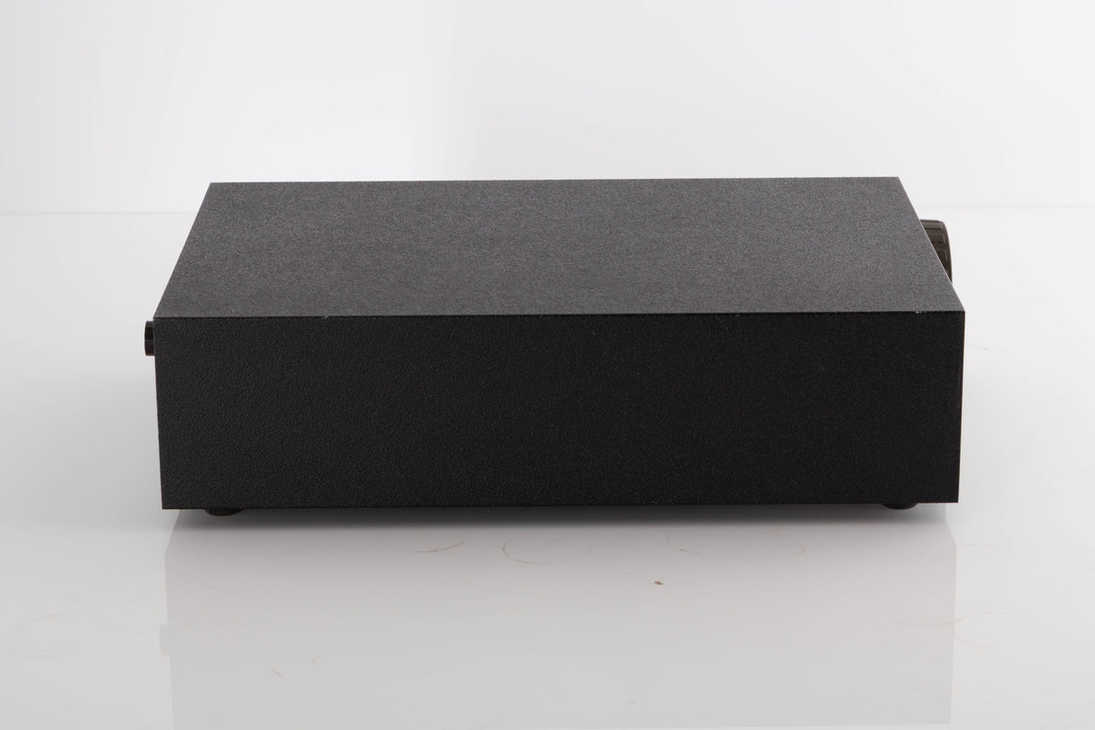 Side view of a used Naim NAT 01 Tuner
