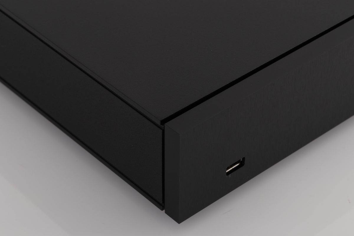 Front left corner of a used Naim ND5 XS2 Media Player in a Black finish