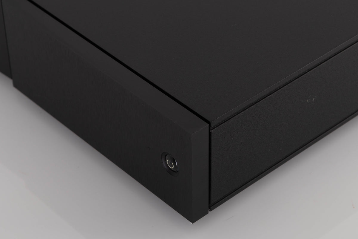 Front right corner of a used Naim ND5 XS2 Media Player in a Black finish