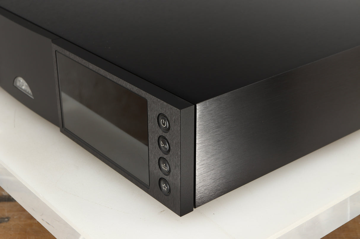 Front right corner of a used Naim ND555 Media Player in a black finish