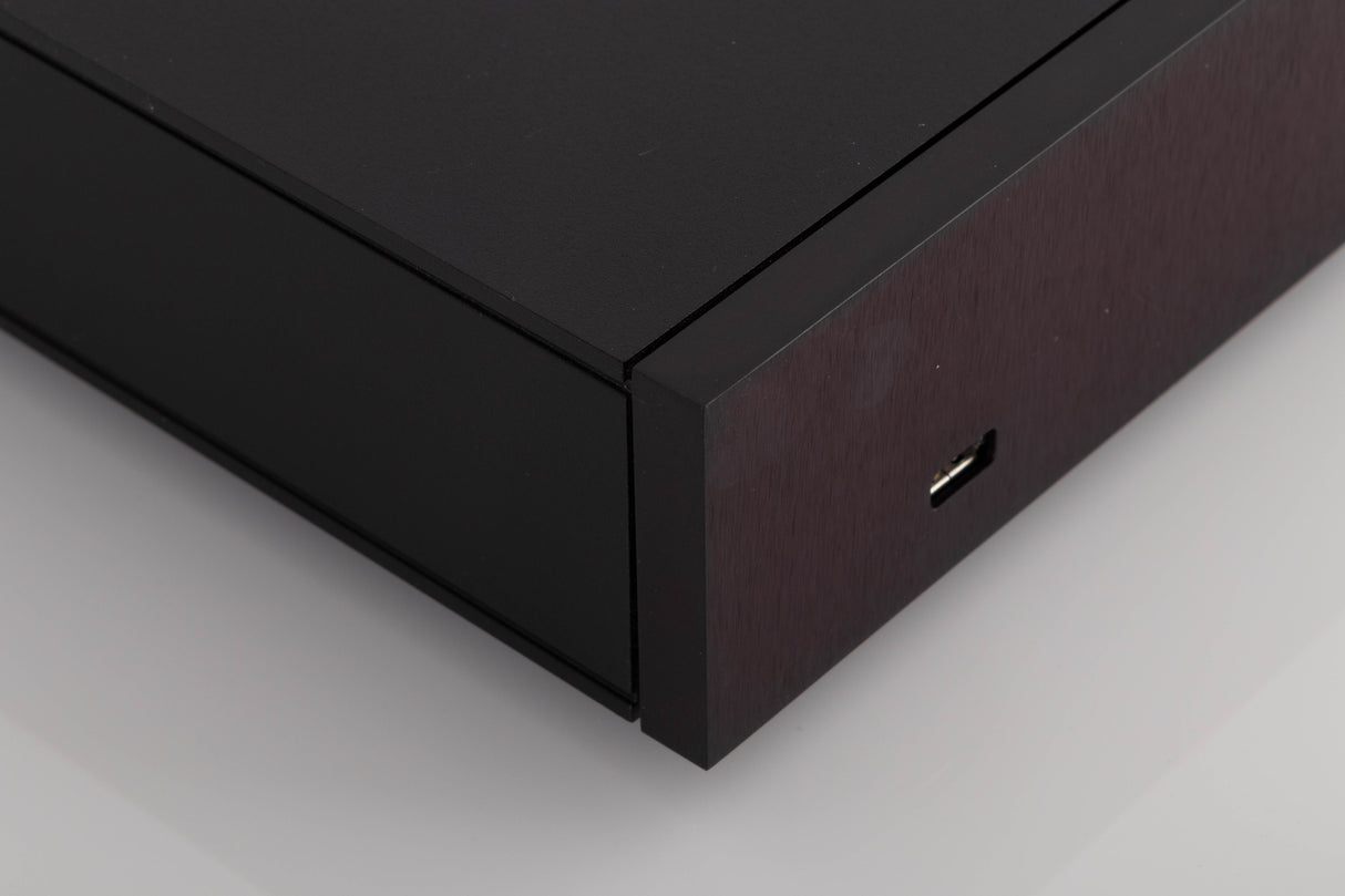 Front left corner view of a used Naim ND5XS Streamer